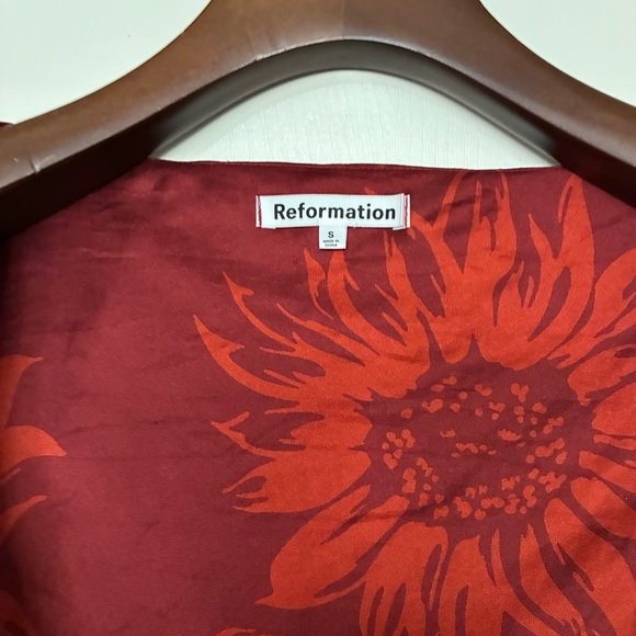 Reformation Red Satin Floral Scoop-Neck Midi Dress - Picture 3 of 6